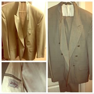 -Di Palma- Italian suit Men’s sz 34 light olive